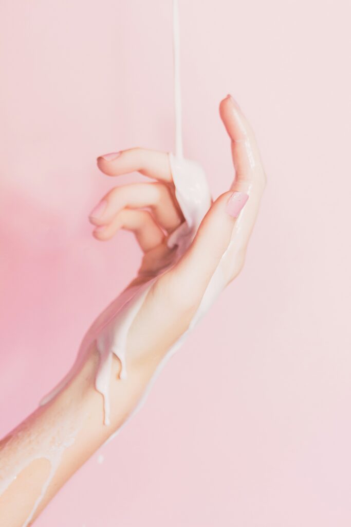 Whitening of sensitive areas has several methods but most of them can be wrong.
