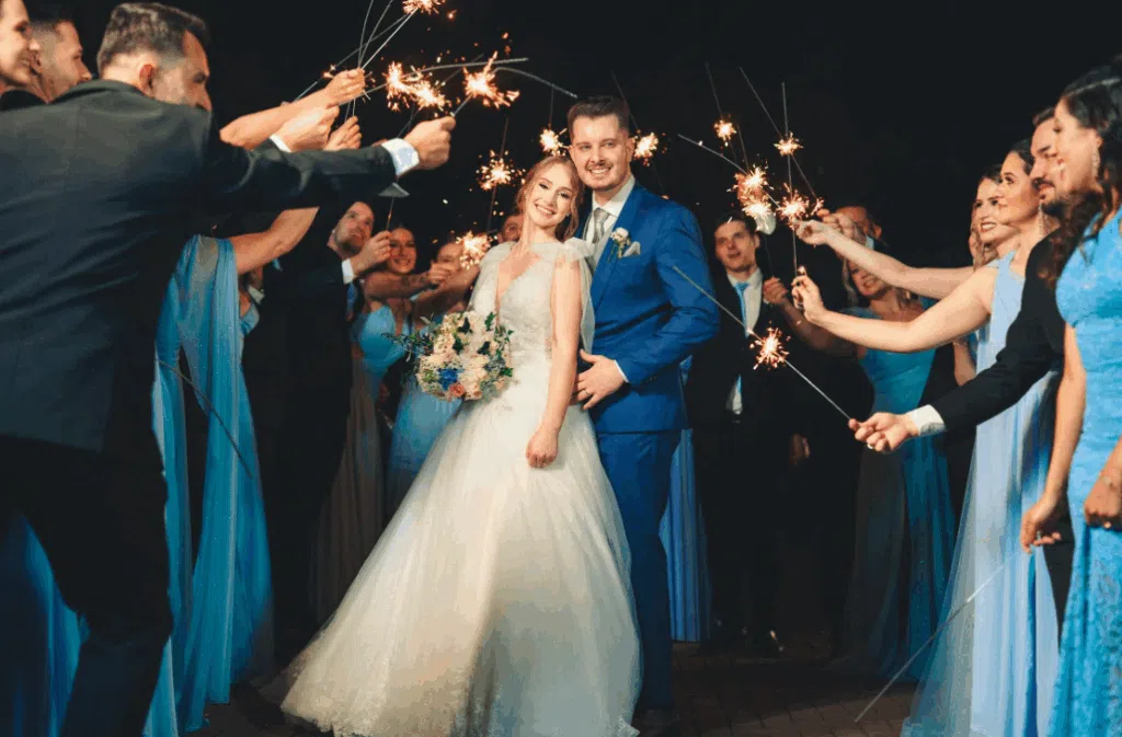 Visits of family and friends to the newlyweds